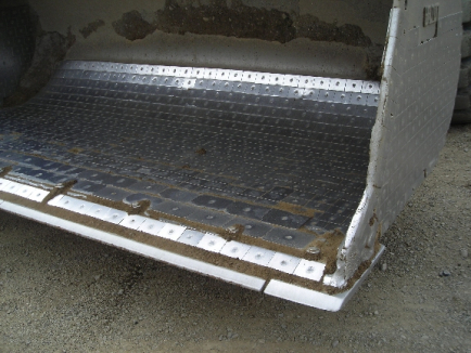 Wear Patch protects inside of bucket