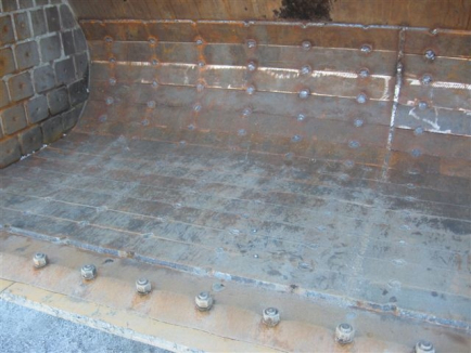 Modular bucket liner kit