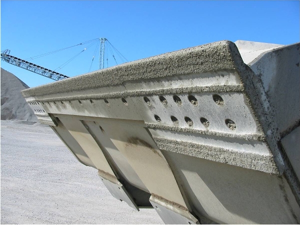 Reversible end blades, single-edge center blade