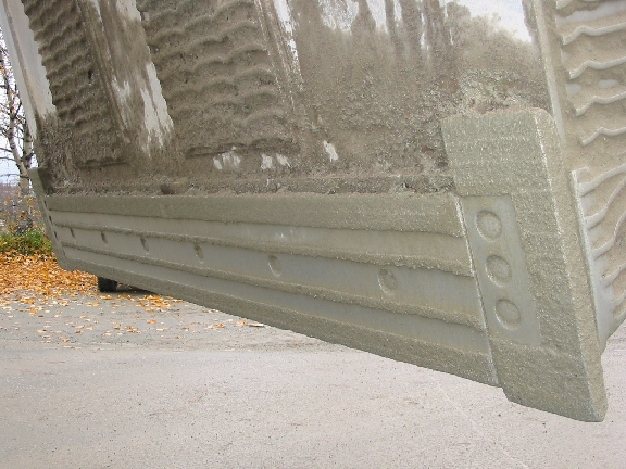Note the one-piece center edge