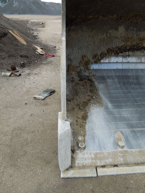 Kenco bucket armor kit after 1.5 years in abrasive RAP conditions