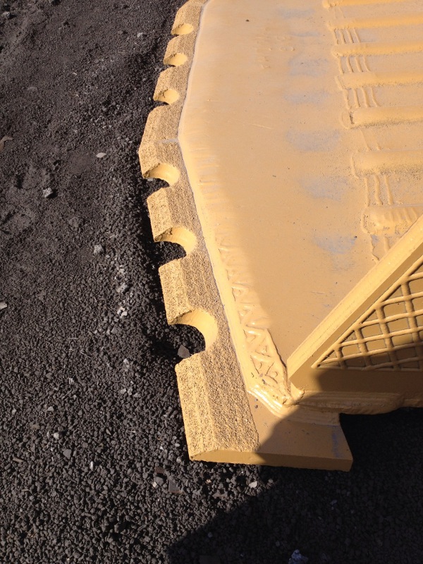 Kenco TCI serrated cutting edges for superior stockpile penetration