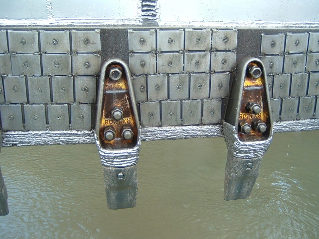 Wear Patch on dredge secondary wear surface