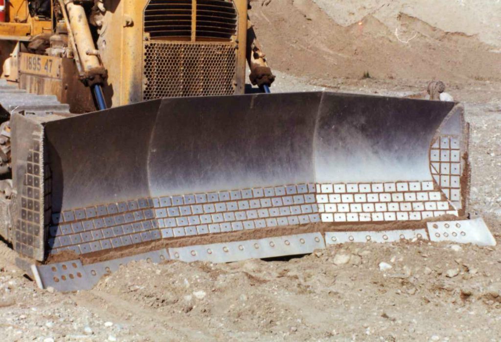 Kenco Wear Patch provides the perfect protection for dozer blades